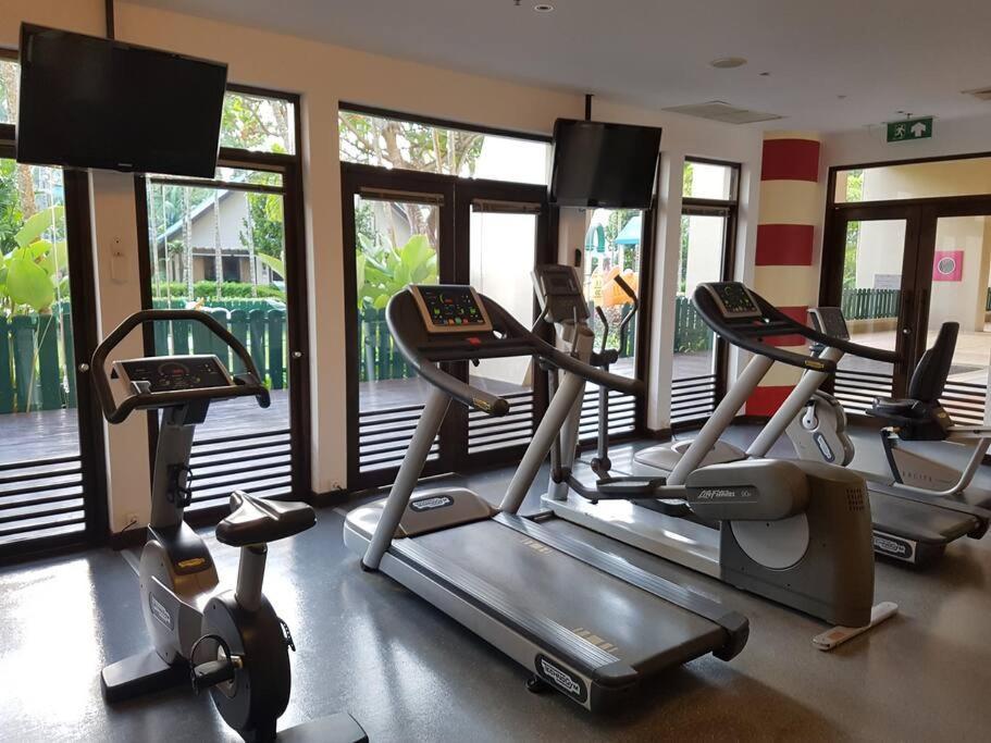 Karon Sea View Beach Apartment Ngoại thất bức ảnh