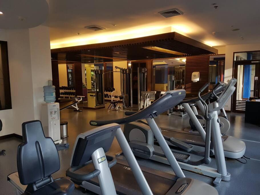 Karon Sea View Beach Apartment Ngoại thất bức ảnh
